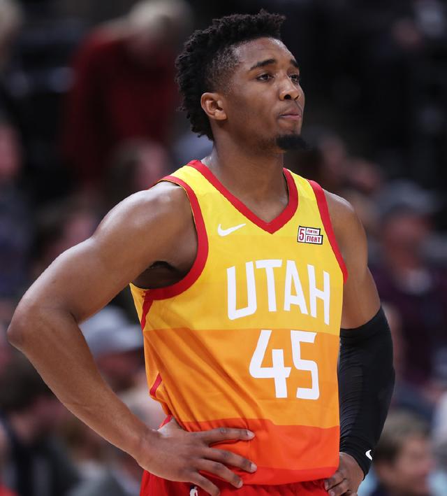 误后做出了 误后做出了