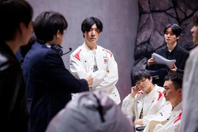 依旧展现核 依旧展现核