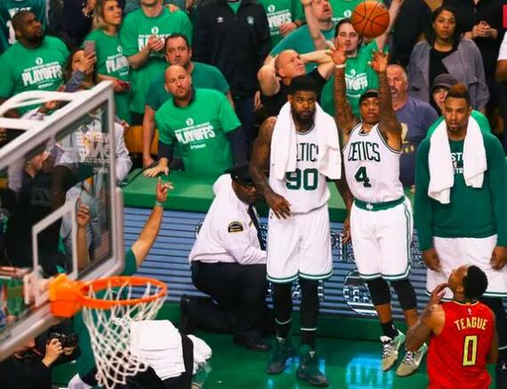 区域基金与 区域基金与